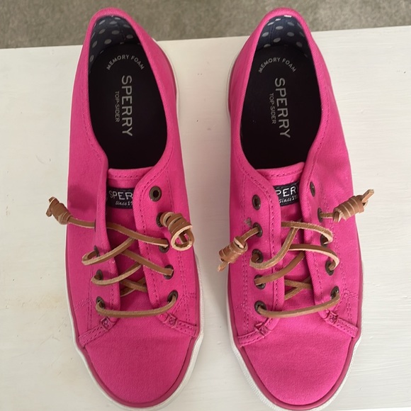 Sperry Top Siders - Size 7 - Picture 2 of 9